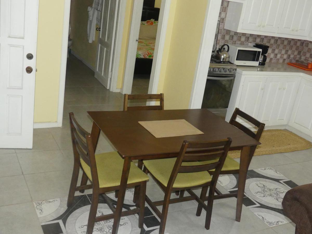 Southern Haven Guesthouse Laborie Εξωτερικό φωτογραφία