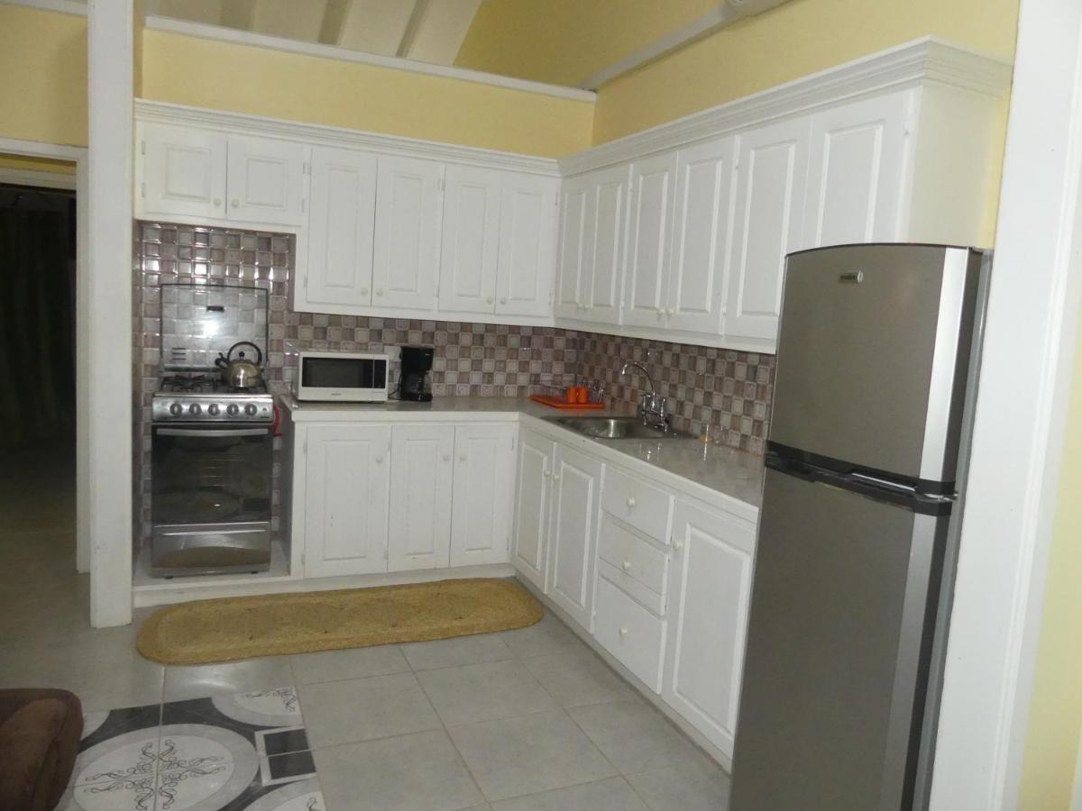 Southern Haven Guesthouse Laborie Εξωτερικό φωτογραφία