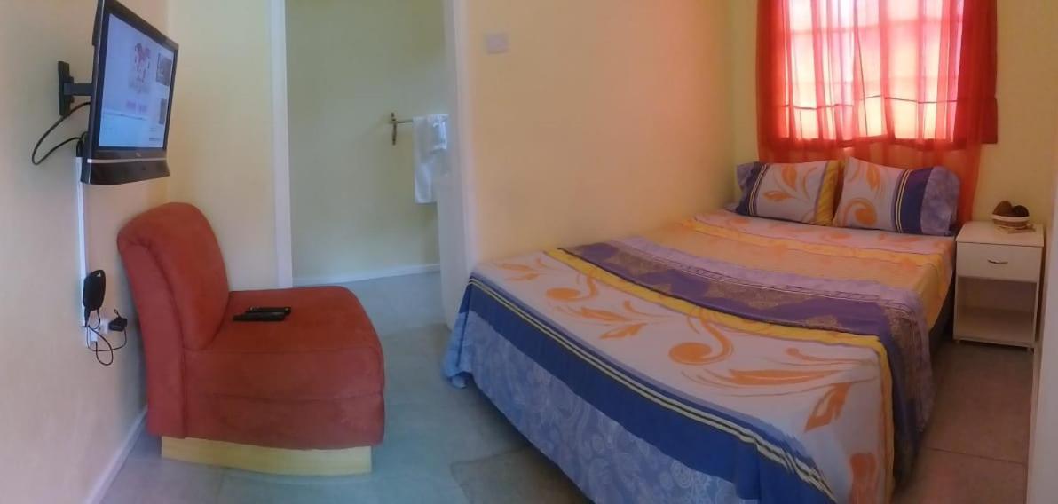 Southern Haven Guesthouse Laborie Εξωτερικό φωτογραφία